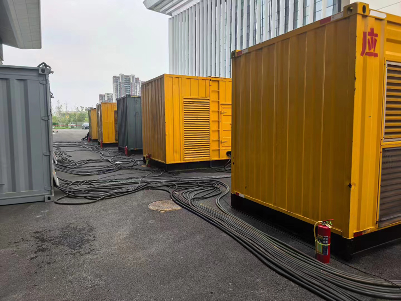 头屯河不同季节柴油发电机组保养有哪些注意事项?